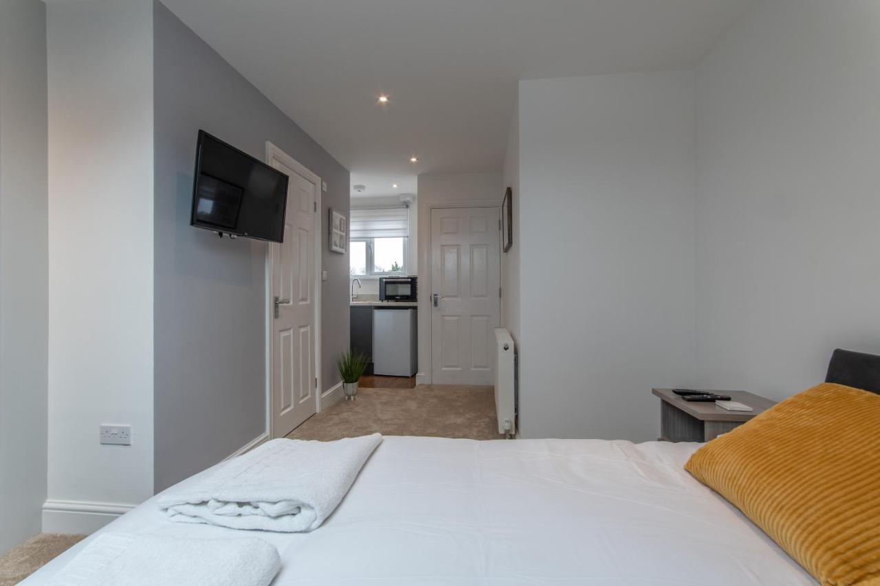 Super Cosy Self-Catering Studio Flat Hotel Gillingham  Exterior photo